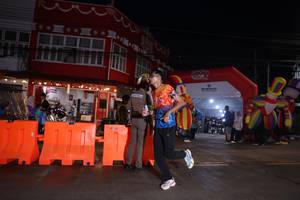 BIB: 
                            <button type="button" onclick="openModal(26221919)" class="btn btn-primary btn-sm float-right btn-popup" data-toggle="modal" data-target=".modal-high-quality">
                        <i class="fas fa-shopping-cart"></i> Add to Cart
                    </button>
                                            <button type="button" onclick="isThisMe(26221919, true)" class="btn btn-success btn-sm float-right btn-popup btn-isme hidden" data-toggle="tooltip" data-placement="bottom" title="นี่คือรูปของคุณใช่ไหม คลิกที่นี่เพื่อเอาเข้าอัลบั้ม">
                        <i class="fas fa-plus"></i> Add to album
                    </button>
                    <button type="button" onclick="isThisMe(26221919, false)" class="btn btn-warning btn-sm float-right btn-popup btn-isnotme hidden">
                        <i class="fas fa-ban"></i> Remove from album
                    </button>